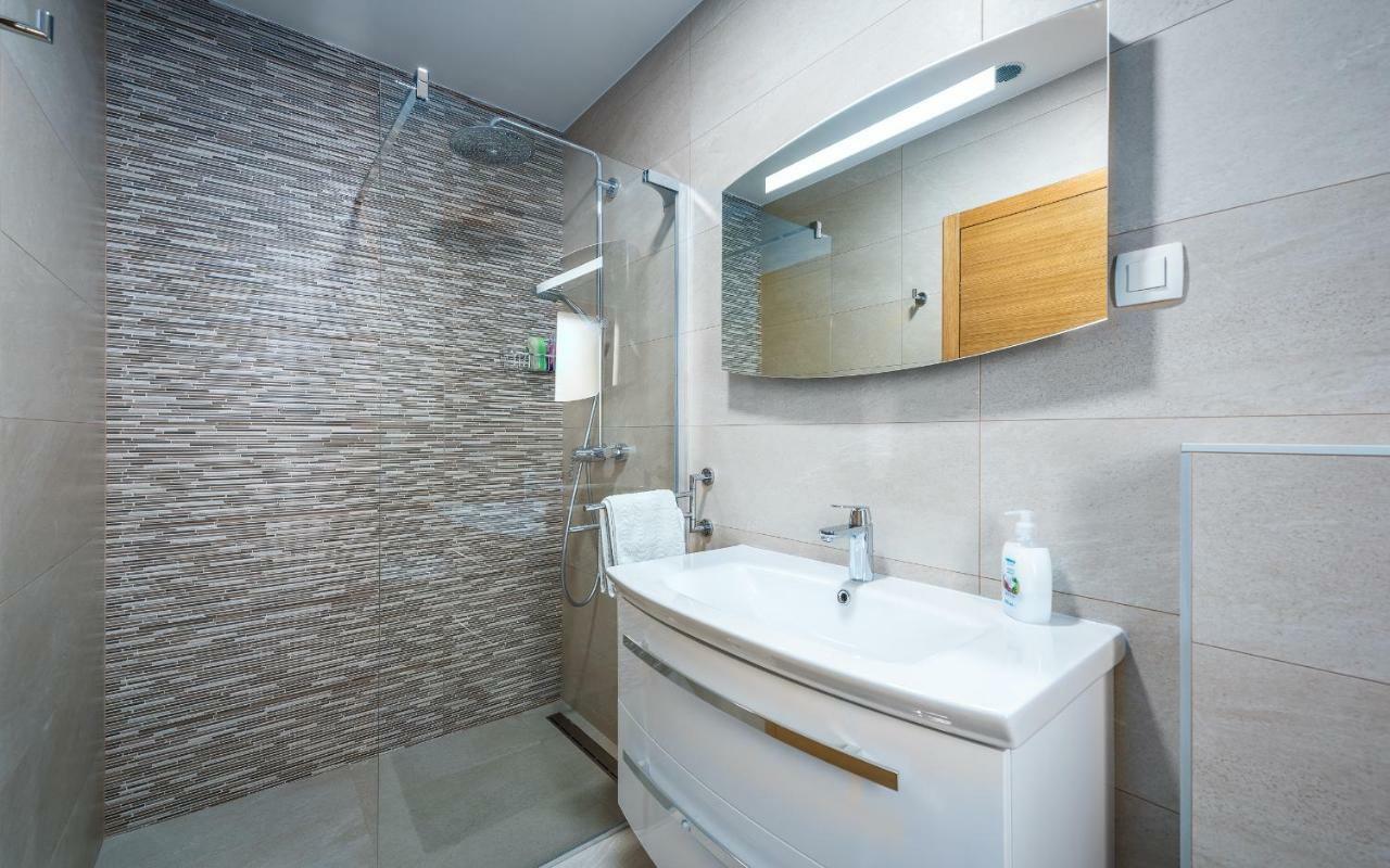 House Smoky With Private Pool And Jacuzzi Vila *