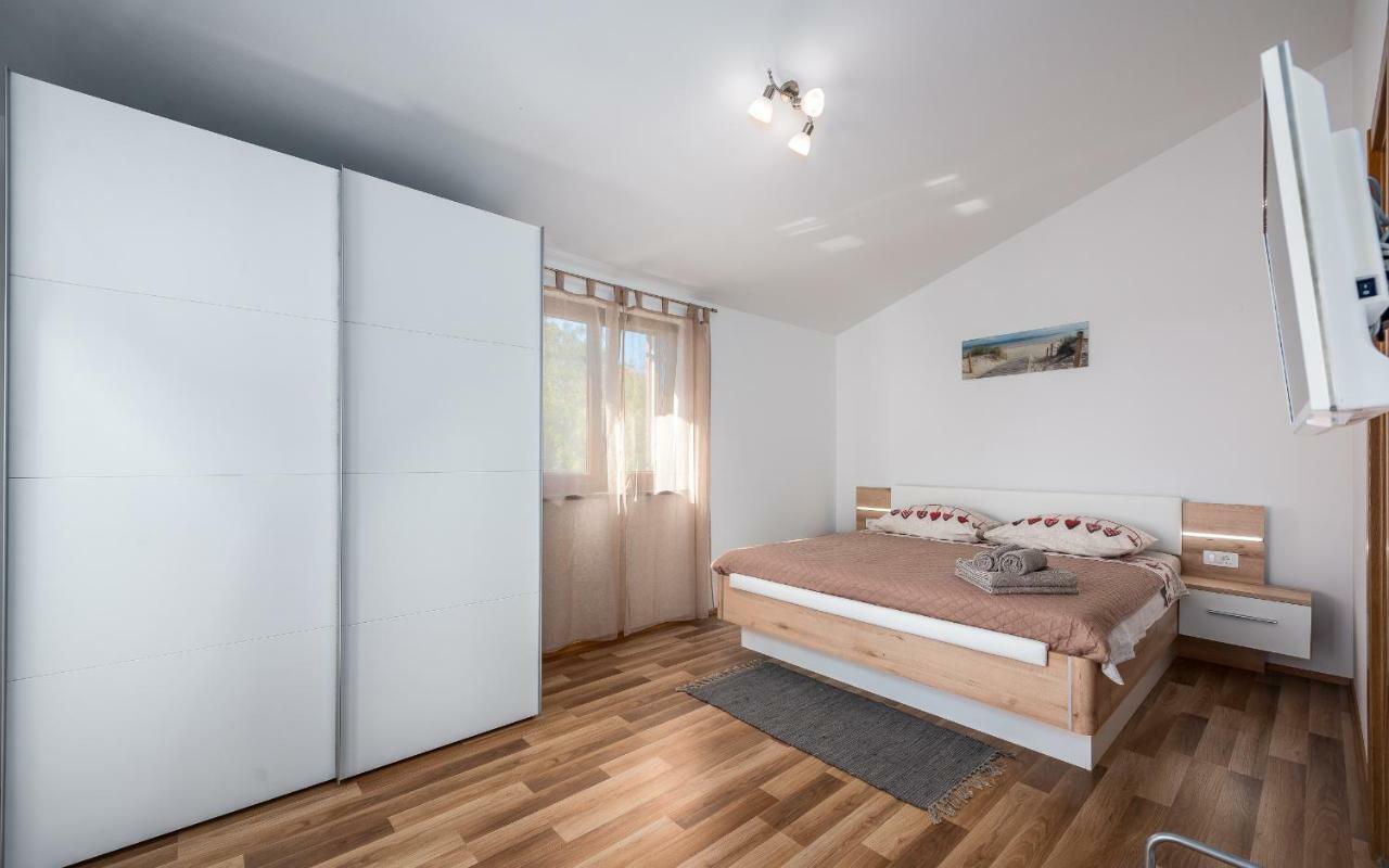 House Smoky With Private Pool And Jacuzzi * Pazin