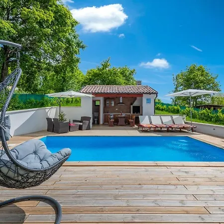 House Smoky With Private Pool And Jacuzzi Pazin Exterior photo