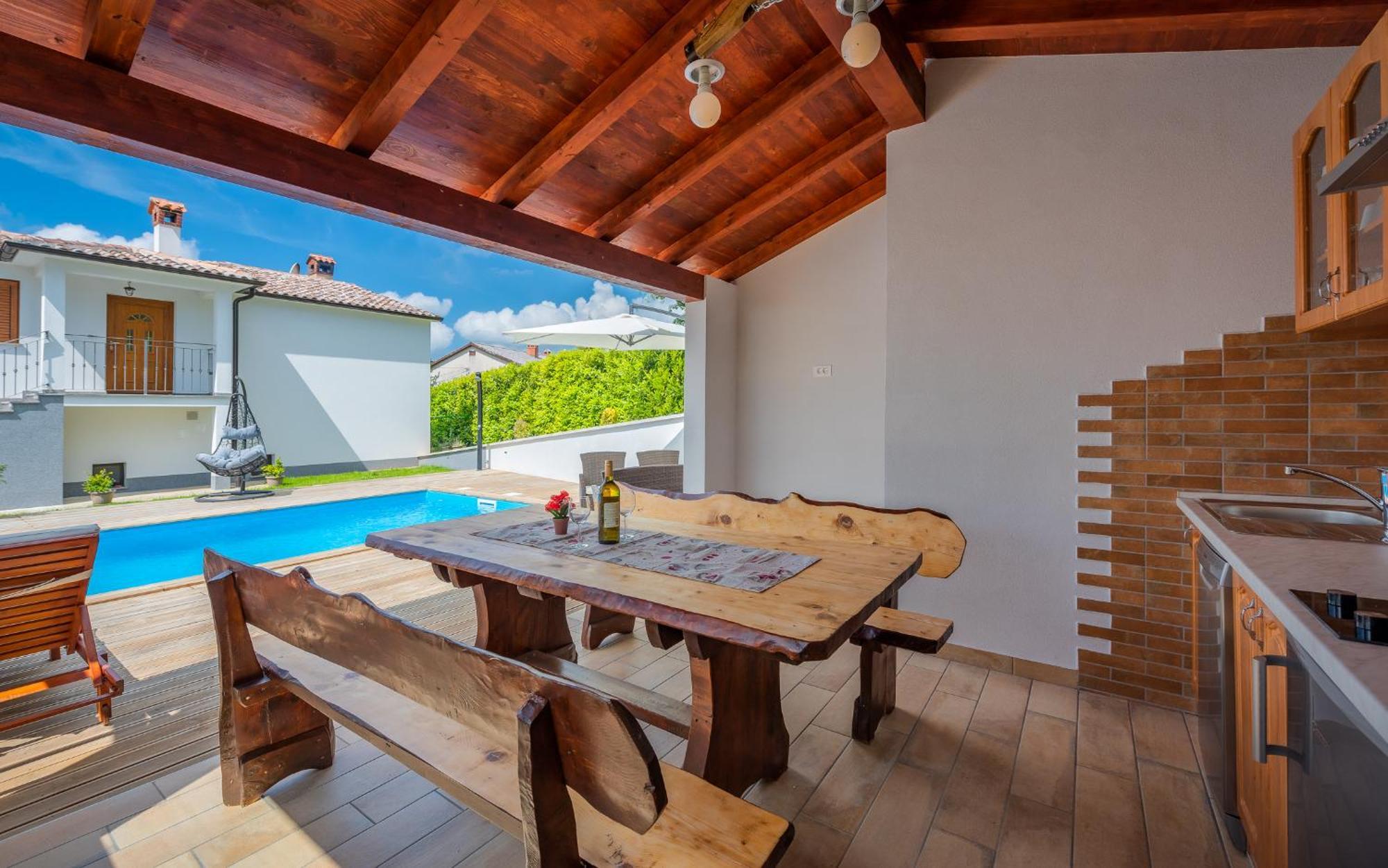House Smoky With Private Pool And Jacuzzi Villa Pazin